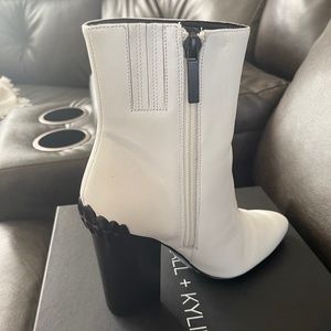 Kylie and Kendall HAEDYN WHITE LEATHER bootie size 8
